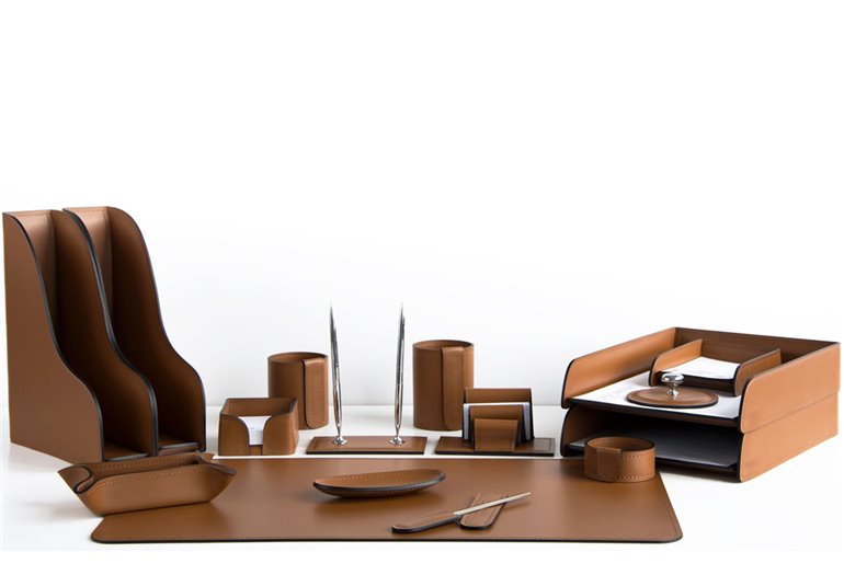 Набір 16 предметів, шкіра Cuoietto