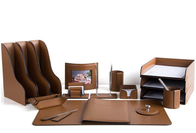 Набір 17 предметів, шкіра Cuoietto