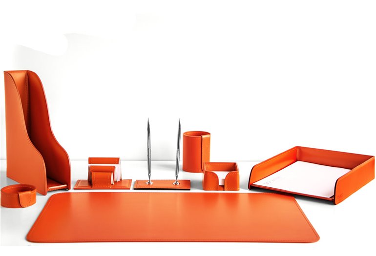 Набір 8 ​​предметів, шкіра Cuoietto