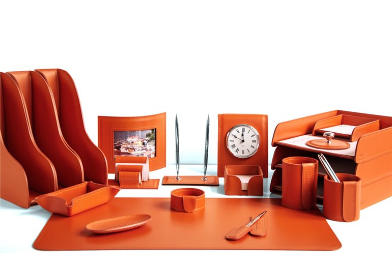 Набір 20 ​​предметів, шкіра Cuoietto